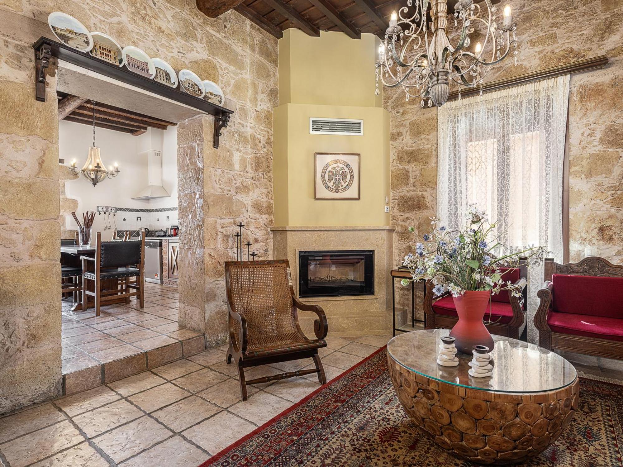 Arhontariki Villa *